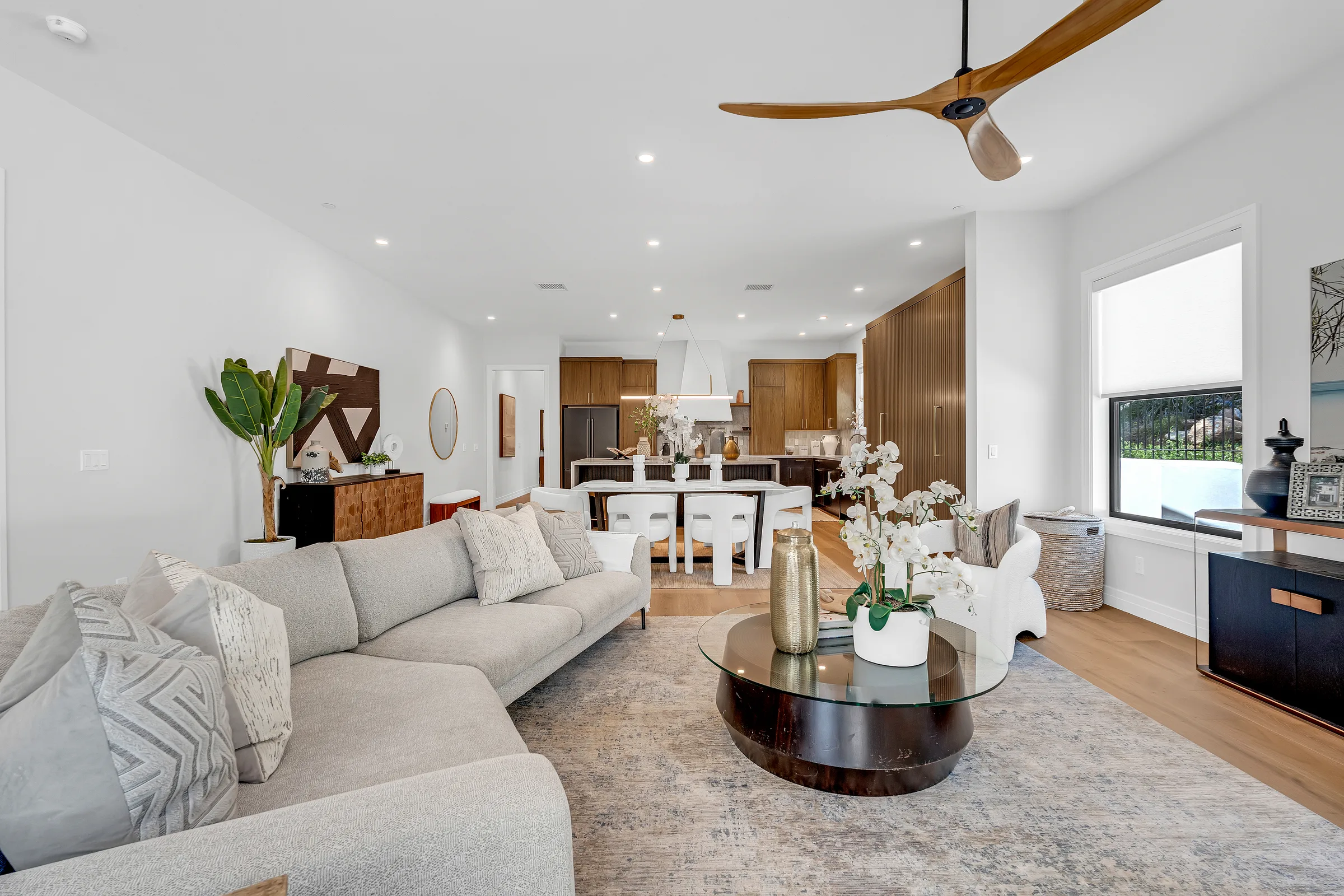 Staged home at 888 Oakglade - home staging, Greater Los Angeles